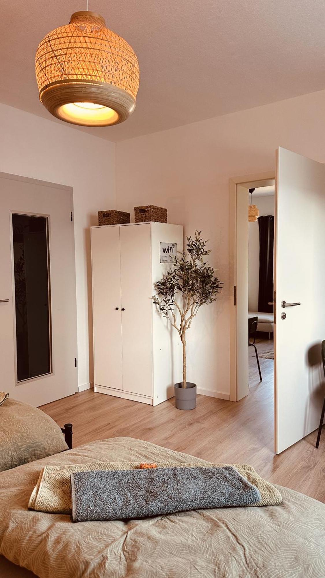 Apartment Mit Netflix - Parken - Kueche - Bad Weiden in der Oberpfalz ภายนอก รูปภาพ