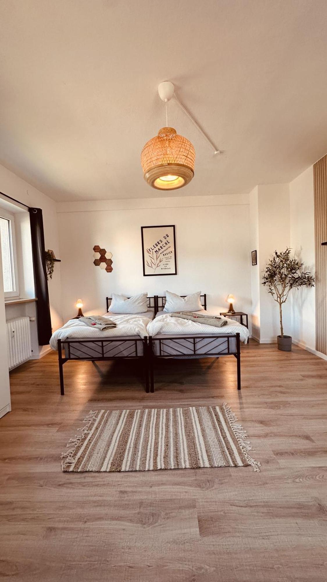Apartment Mit Netflix - Parken - Kueche - Bad Weiden in der Oberpfalz ภายนอก รูปภาพ