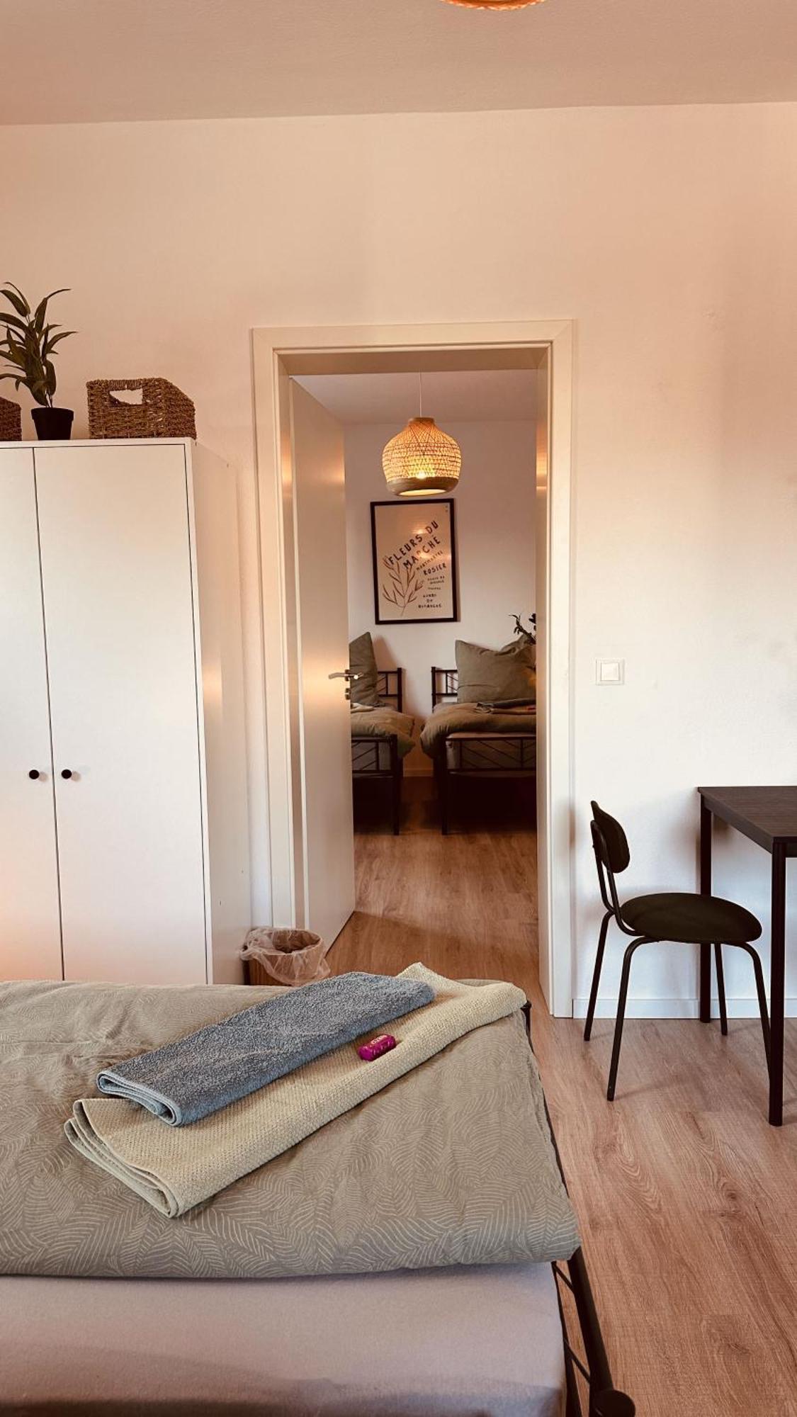 Apartment Mit Netflix - Parken - Kueche - Bad Weiden in der Oberpfalz ภายนอก รูปภาพ